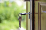 Why hiring a reliable locksmith is important?